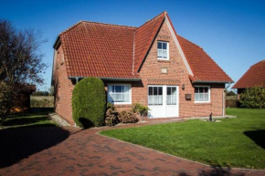 Ferienhaus in Grimersum mit Grill und Garten